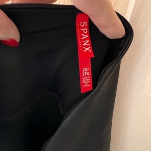 Like new Leather black SPANX leggings 2XL